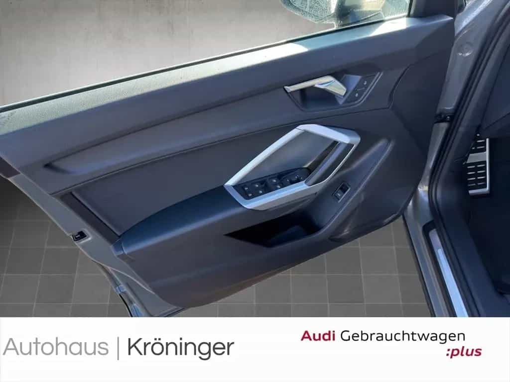 Audi Q3 35 TFSI advanced S Tronic ACC Navi Kamera LED 07/2019-photo-7