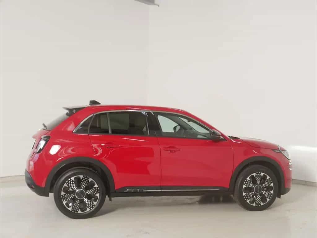 Fiat 600 hybrid 1.2 la Prima LED/NAV/18''/360°/Keyles 02/2025-photo-6