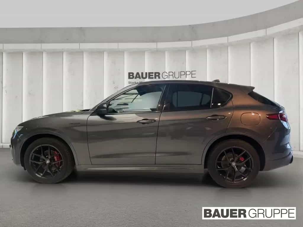 Alfa Romeo Stelvio Veloce Q4 Sportpaket AD El. Fondsitzvers 07/2021-photo-2