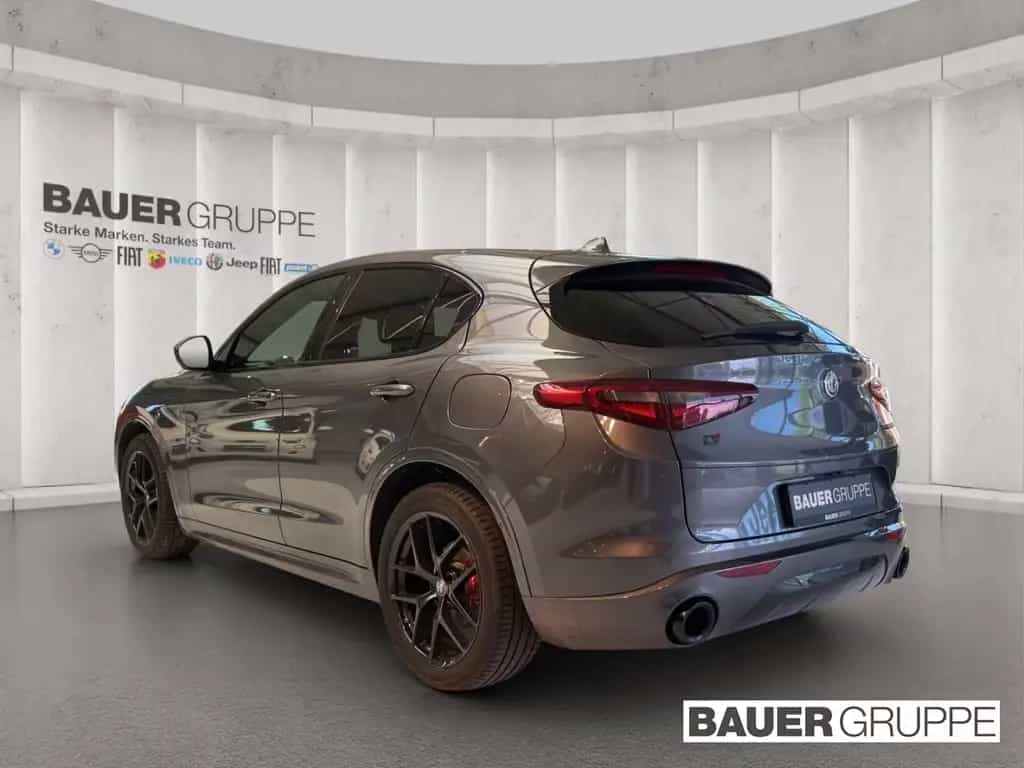 Alfa Romeo Stelvio Veloce Q4 Sportpaket AD El. Fondsitzvers 07/2021-photo-3