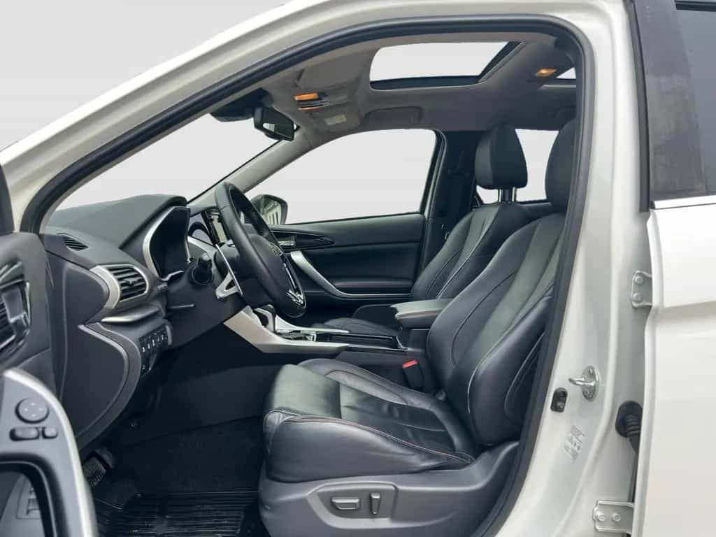 Mitsubishi Eclipse Cross 1.5 T-MIVEC Top 4WD PANO LED SHZ 12/2018-photo-11