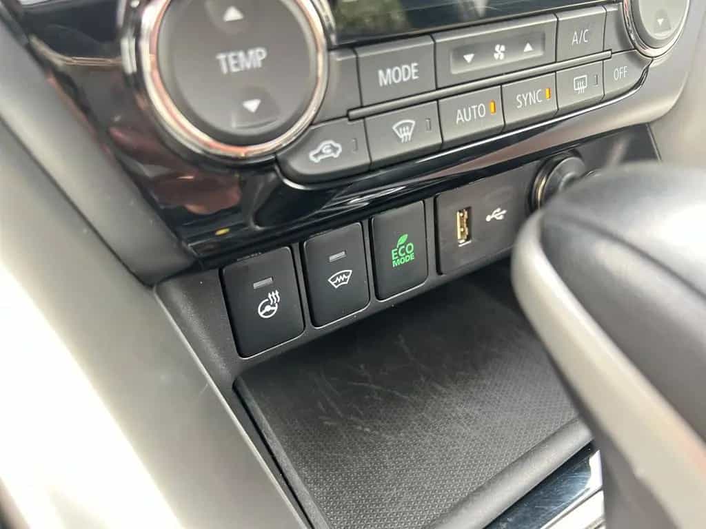 Mitsubishi Eclipse Cross 1.5 T-MIVEC Top 4WD PANO LED SHZ 12/2018-photo-17