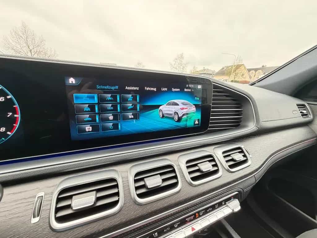 Mercedes-Benz GLE-Class 12/2020-photo-33