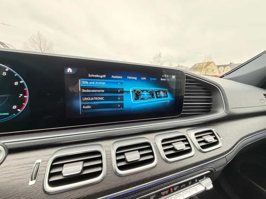 Mercedes-Benz GLE-Class 12/2020-photo-36