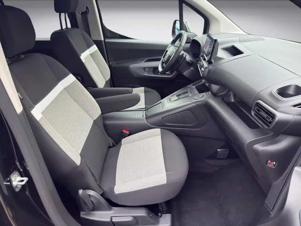 Citroën Berlingo XL BlueHDi 130 EAT8 MAX 7 Sitzer & Navi 05/2024-photo-10