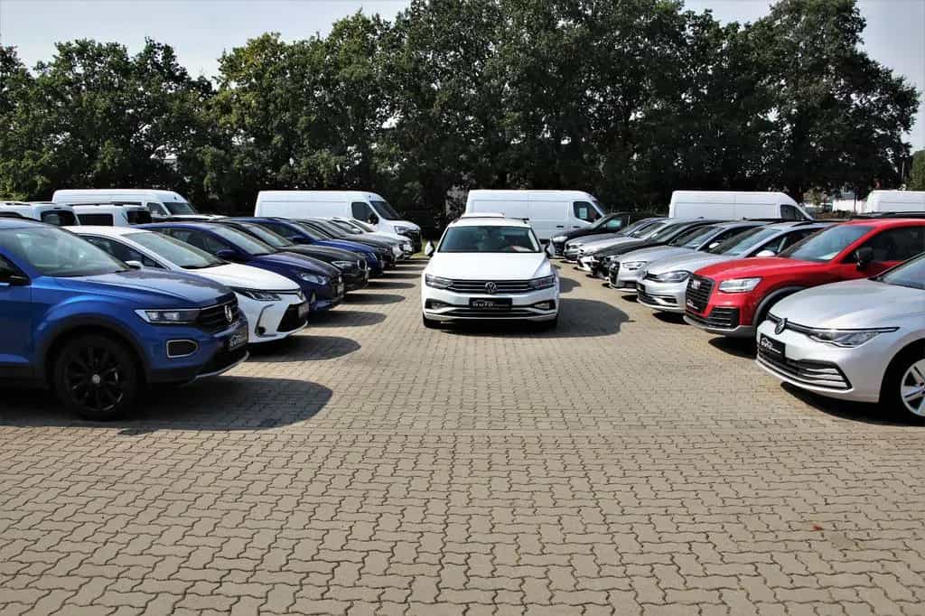 Volvo XC60 R Design AWD 07/2020-photo-21