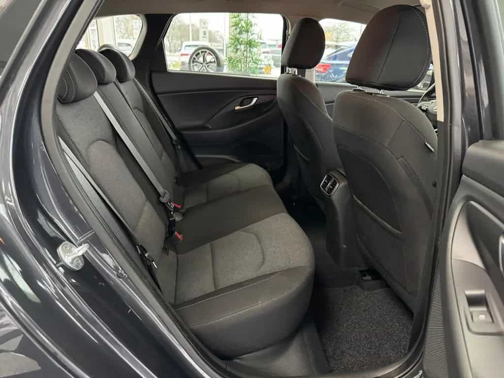 Hyundai i30 Kombi"AUTOMATIK"Trend"KAMERA"SPUR ASS."LED" 12/2022-photo-22