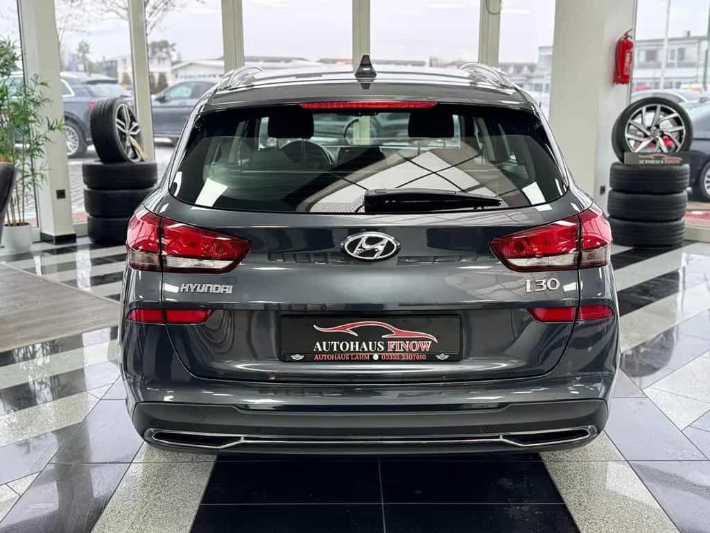 Hyundai i30 Kombi"AUTOMATIK"Trend"KAMERA"SPUR ASS."LED" 12/2022-photo-6