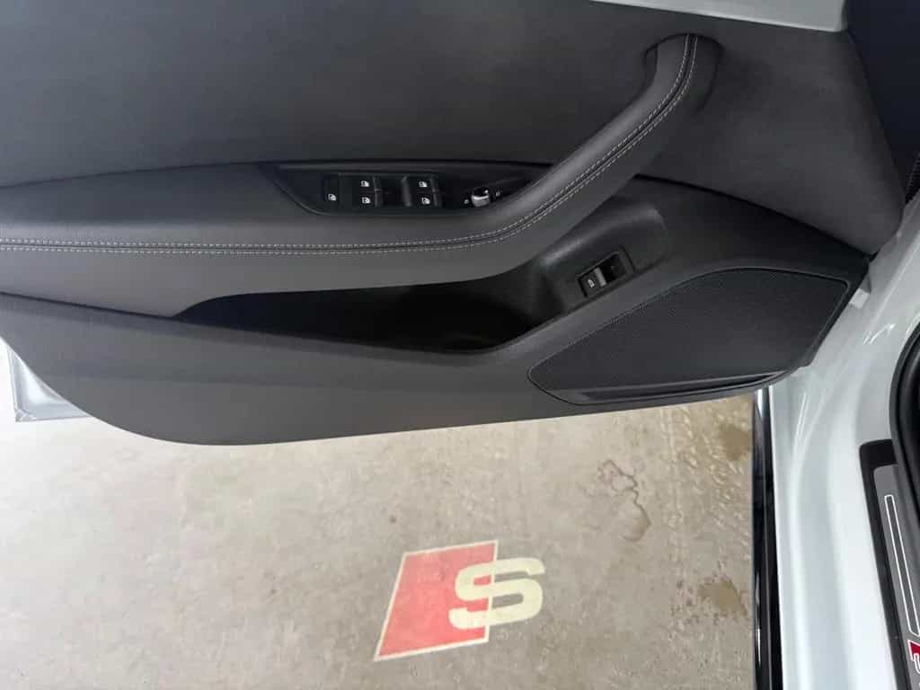 Audi A4 Avant 40 TDI quattro S line Matrix/HUD/360 11/2022-photo-11