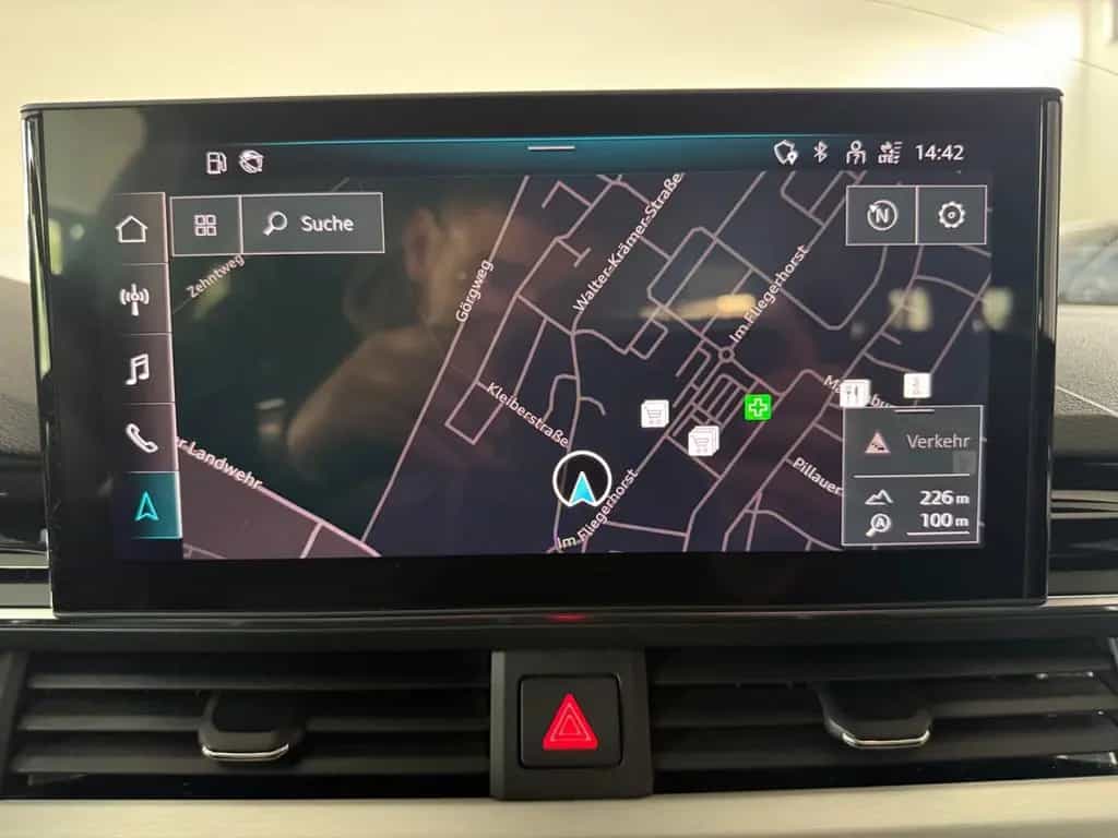 Audi A4 Avant 40 TDI quattro S line Matrix/HUD/360 11/2022-photo-29