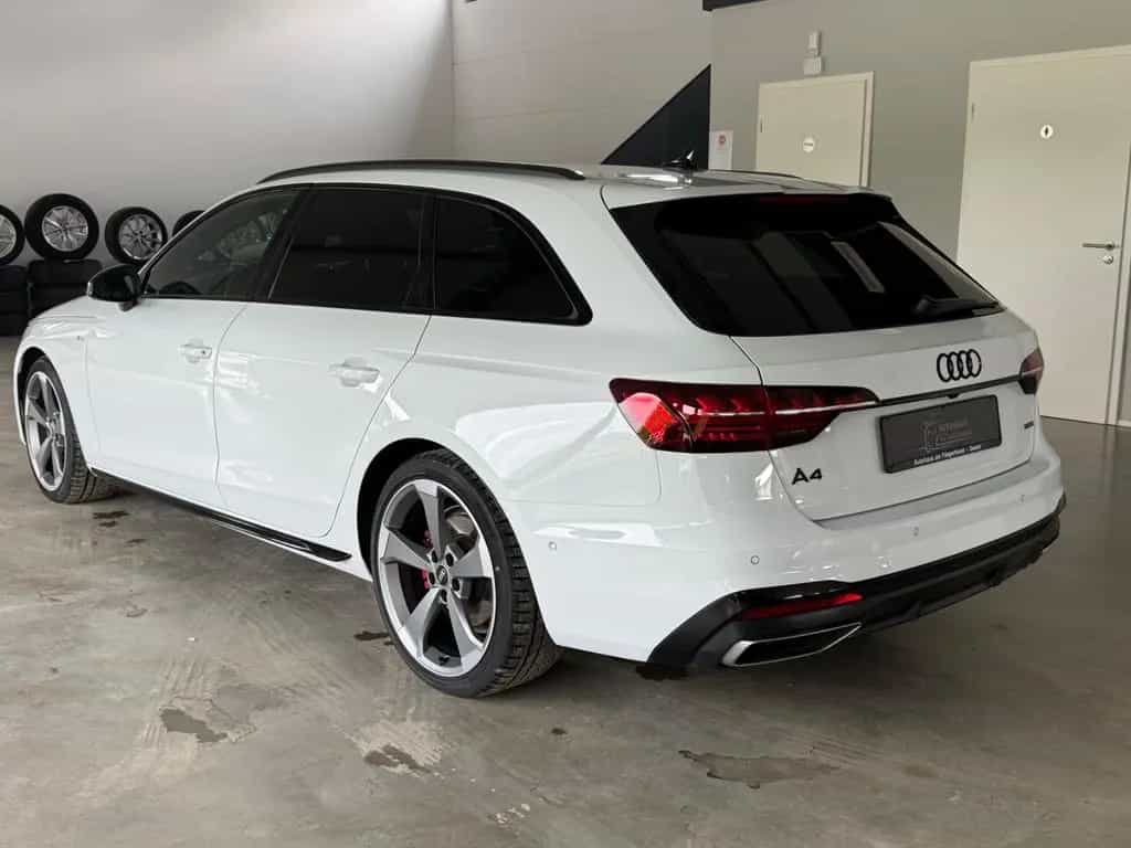 Audi A4 Avant 40 TDI quattro S line Matrix/HUD/360 11/2022-photo-3