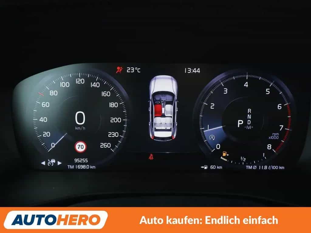Volvo XC40 2.0 T5 Momentum AWD Aut.*NAVI*LED*ACC*CAM* 03/2018-photo-19