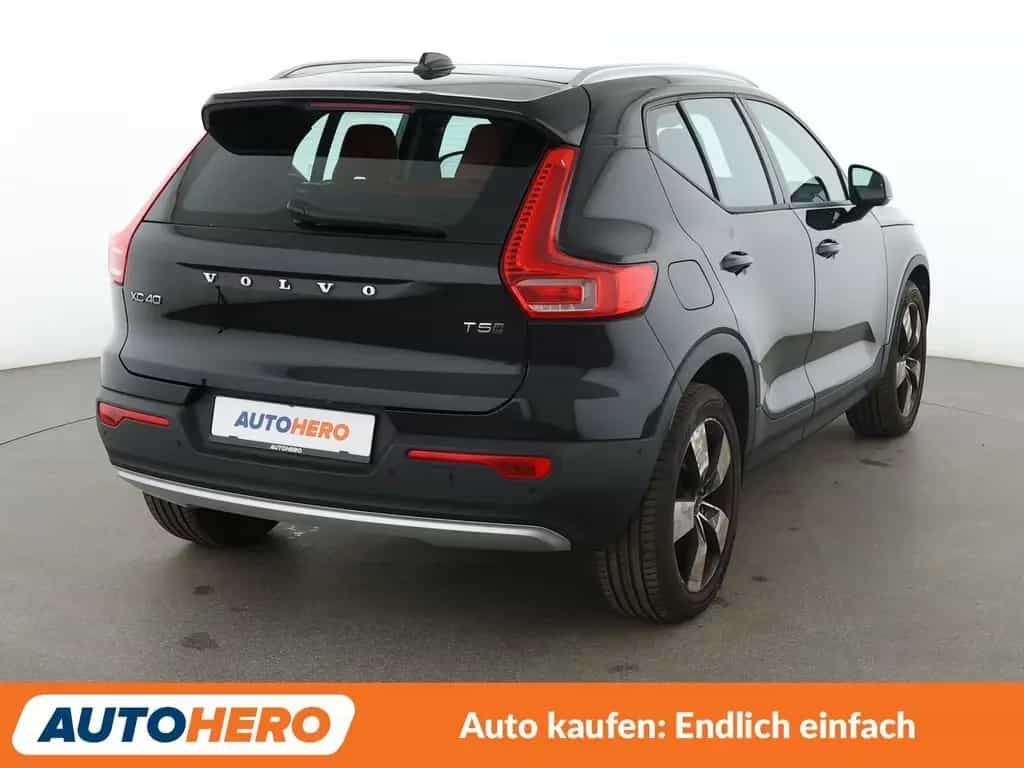 Volvo XC40 2.0 T5 Momentum AWD Aut.*NAVI*LED*ACC*CAM* 03/2018-photo-5