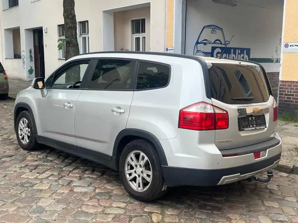 Chevrolet Orlando 1.4 Automatik *7-SITZER+R.KAMERA*118.TKM 01/2014-photo-2