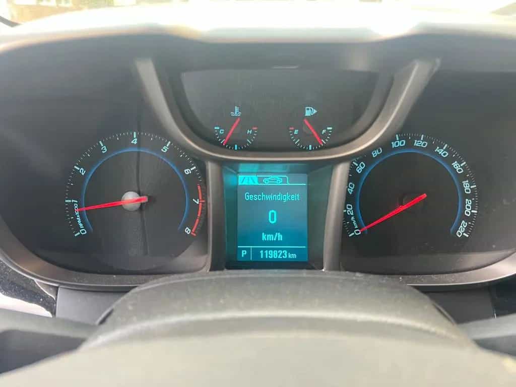 Chevrolet Orlando 1.4 Automatik *7-SITZER+R.KAMERA*118.TKM 01/2014-photo-24