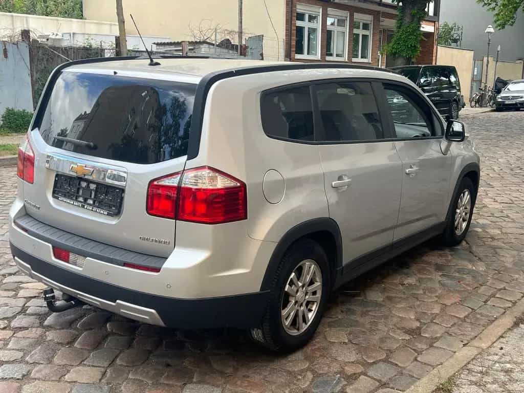 Chevrolet Orlando 1.4 Automatik *7-SITZER+R.KAMERA*118.TKM 01/2014-photo-3