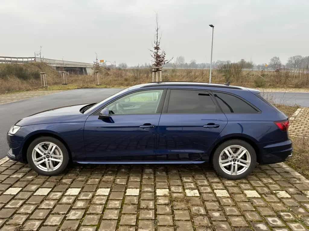 Audi A4 Avant 45 TFSI | 11/2022 | 65.000 km 11/2022-photo-2