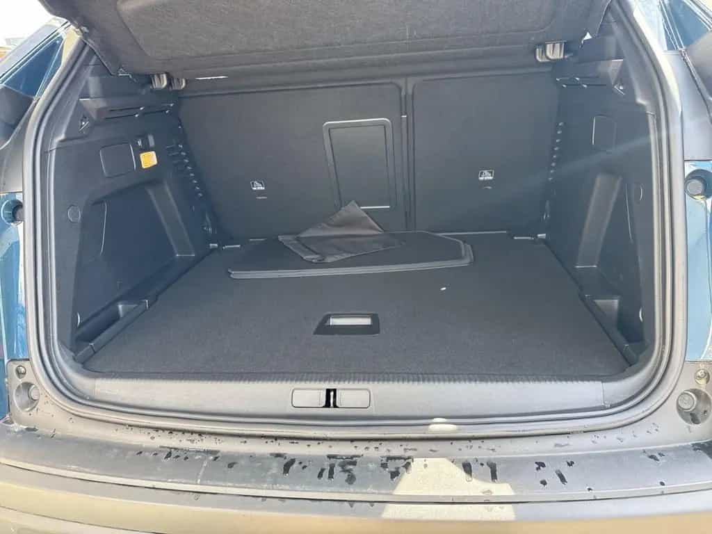 Peugeot 3008 Active Pack Digitales Cockpit LED 2-Zonen-K 01/2024-photo-19