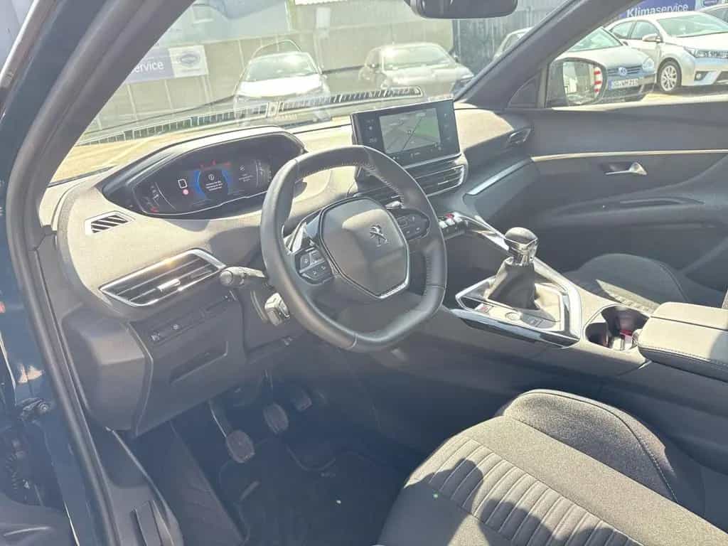 Peugeot 3008 Active Pack Digitales Cockpit LED 2-Zonen-K 01/2024-photo-6