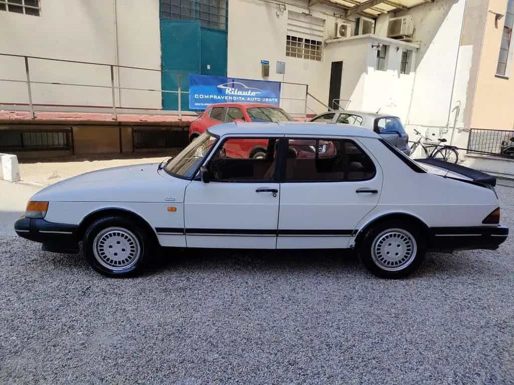 Saab 900 i 5p Aut Tettuccio+Gancio+AC 04/1987-photo-1