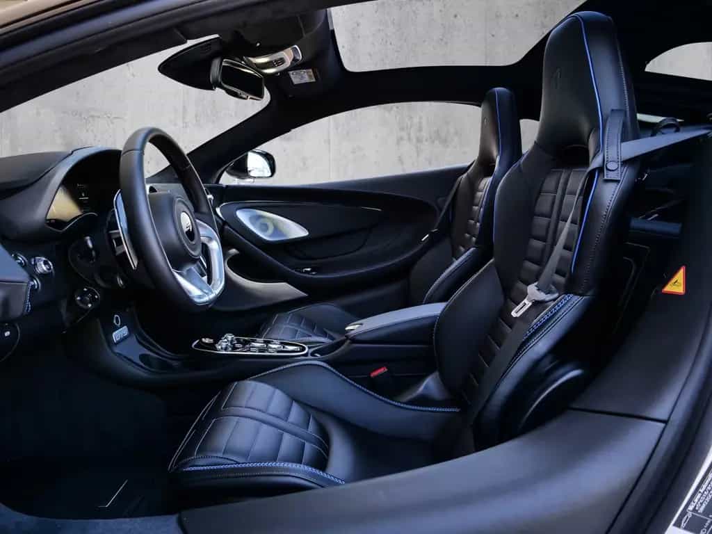 McLaren GTS Luxe, MSO Black Pack, Sports Exhaust null-photo-7