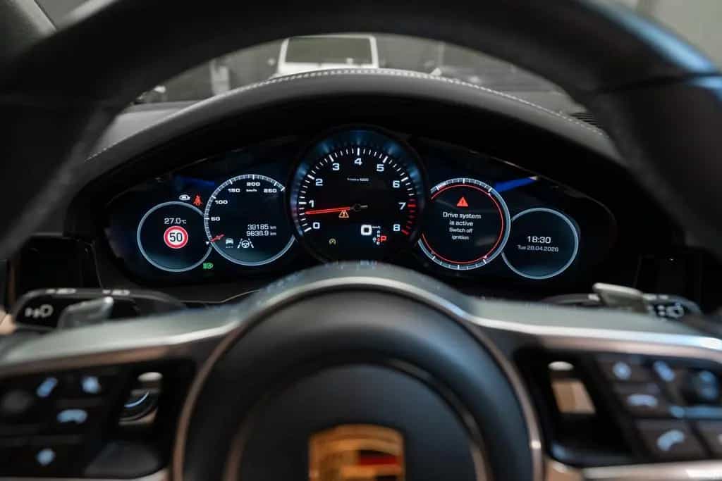 Porsche Cayenne Basis 08/2020-photo-16