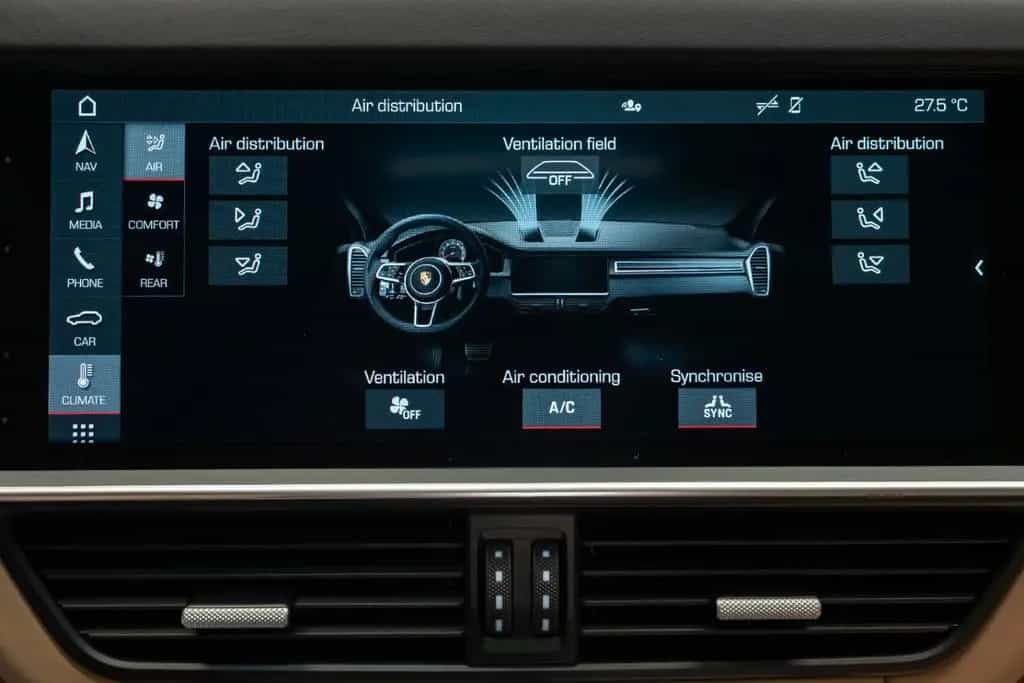 Porsche Cayenne Basis 08/2020-photo-20