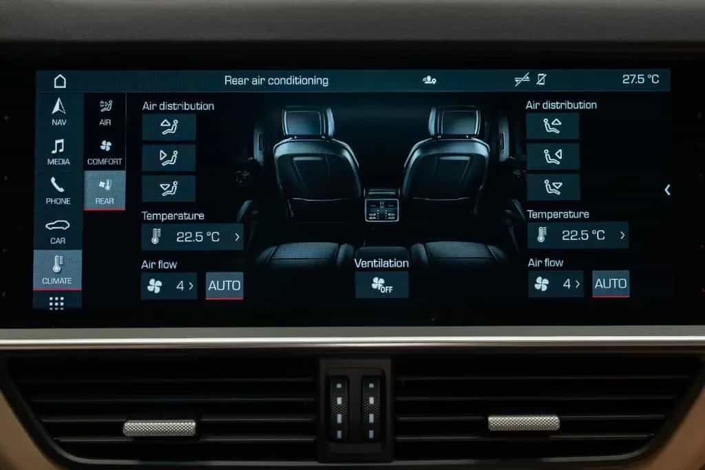 Porsche Cayenne Basis 08/2020-photo-21