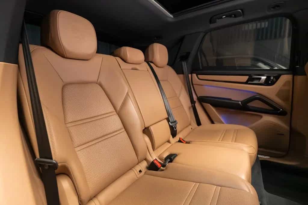 Porsche Cayenne Basis 08/2020-photo-33