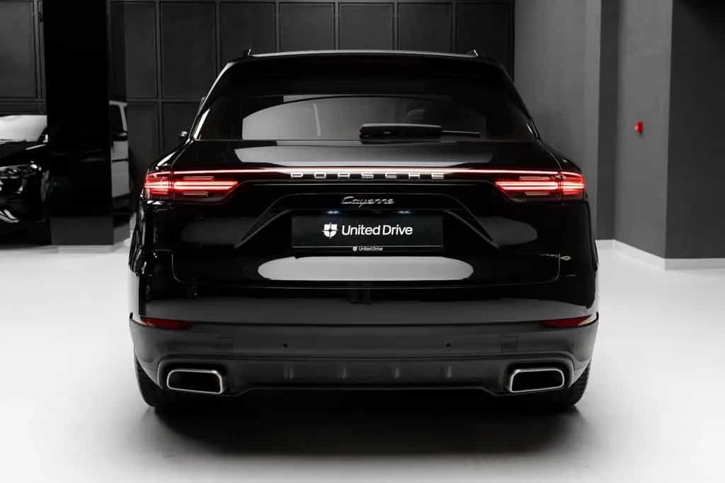 Porsche Cayenne Basis 08/2020-photo-38