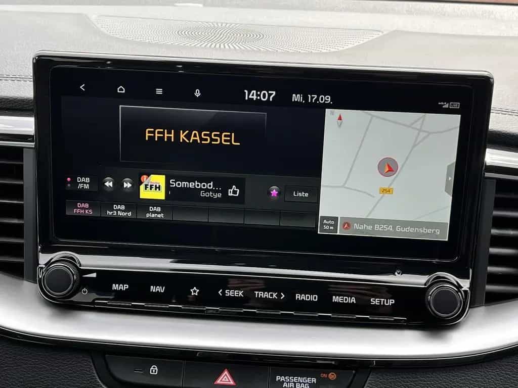 Kia XCeed 1.6 T-GDI Exclusive Alu 16" Automatik Navi null-photo-18