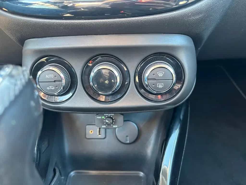 Opel Corsa E, Klima, Bluetooth, Auftragsverkauf 02/2016-photo-14