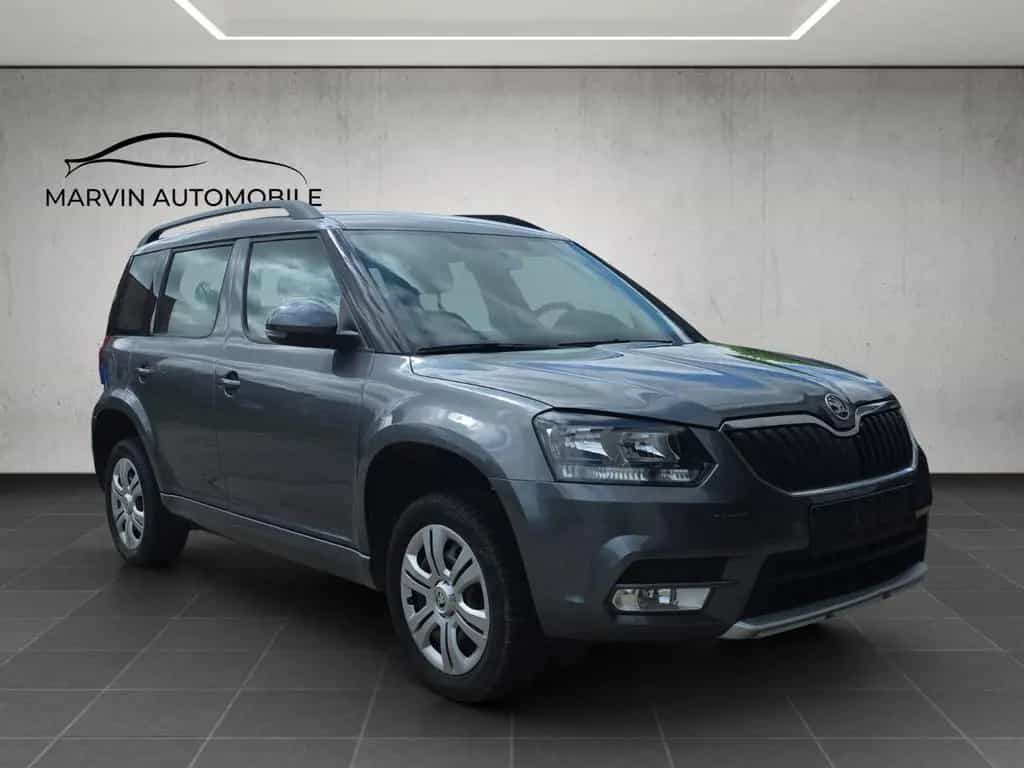 Skoda Yeti 1.2 TSI Active AHK SHZ PDC TÜV NEU 01/2018-photo-2