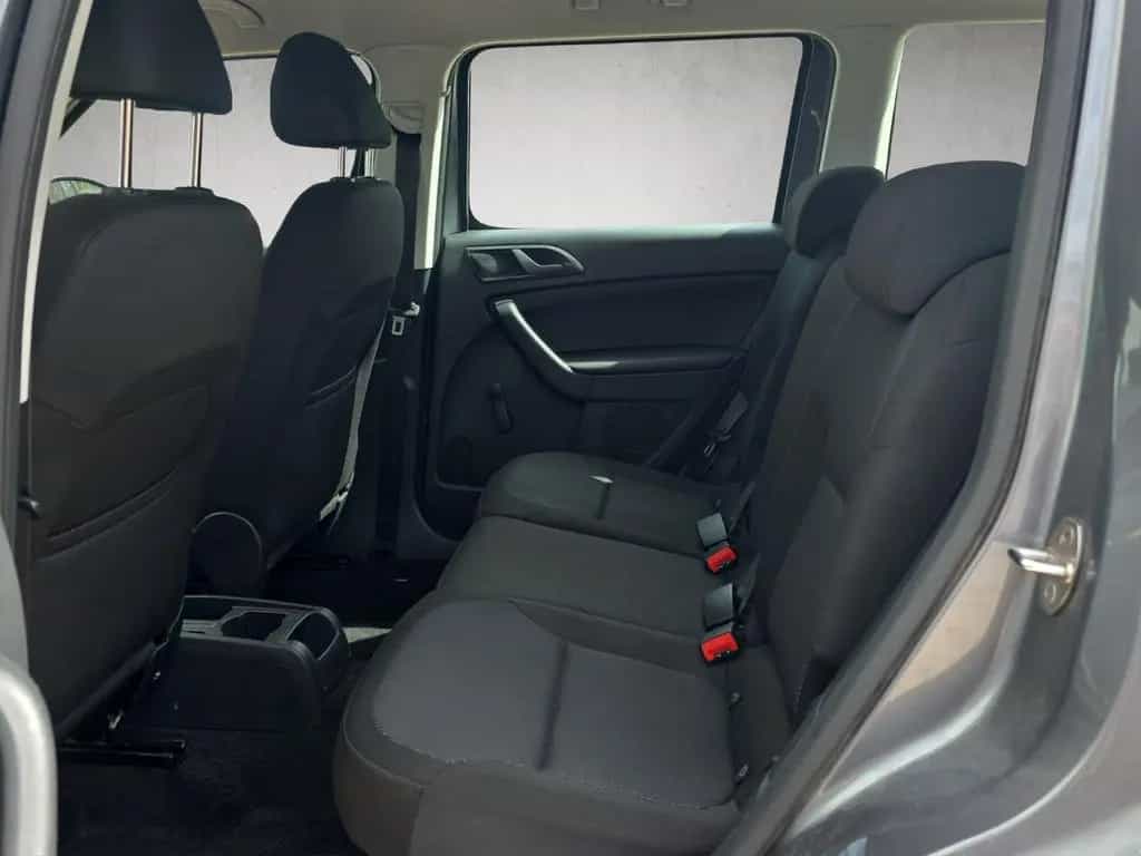 Skoda Yeti 1.2 TSI Active AHK SHZ PDC TÜV NEU 01/2018-photo-5