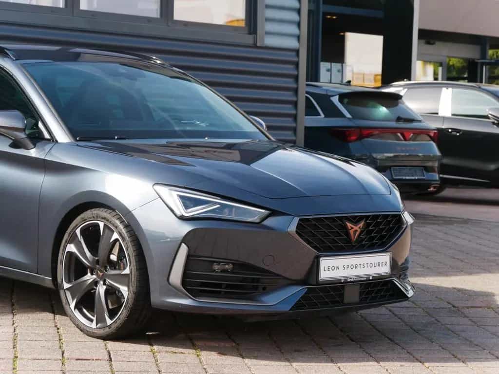 Cupra Leon ST VZ 2.0 TSI 4Drive 310 PS DSG|ACC|AHK|SHZ 03/2024-photo-5