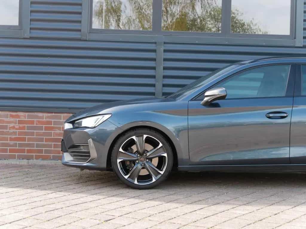 Cupra Leon ST VZ 2.0 TSI 4Drive 310 PS DSG|ACC|AHK|SHZ 03/2024-photo-7