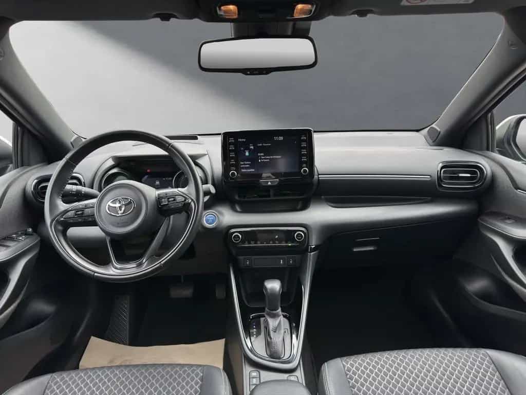 Toyota Yaris STYLE*CARPLAY*SHZ*HUD*PDC 15J-GARANTIE* 11/2020-photo-12