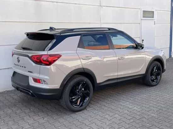 Ssangyong Korando 1.5 T-GDI 2WD AT Nomad Plus Alu19 Ledr D null-photo-2