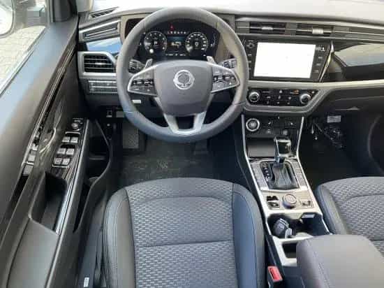 Ssangyong Korando 1.5 T-GDI 2WD AT Nomad Plus Alu19 Ledr D null-photo-3