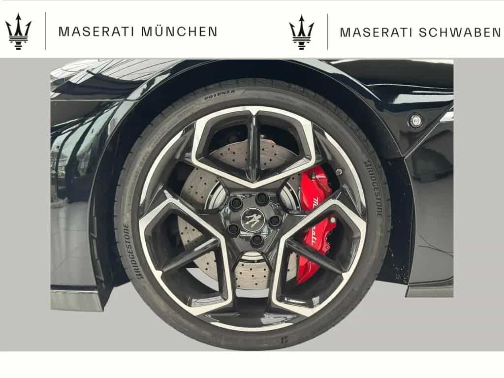 Maserati MC20 / Carbon Interieur+ Exterieur/ Hebe-Lift! 07/2025-photo-11