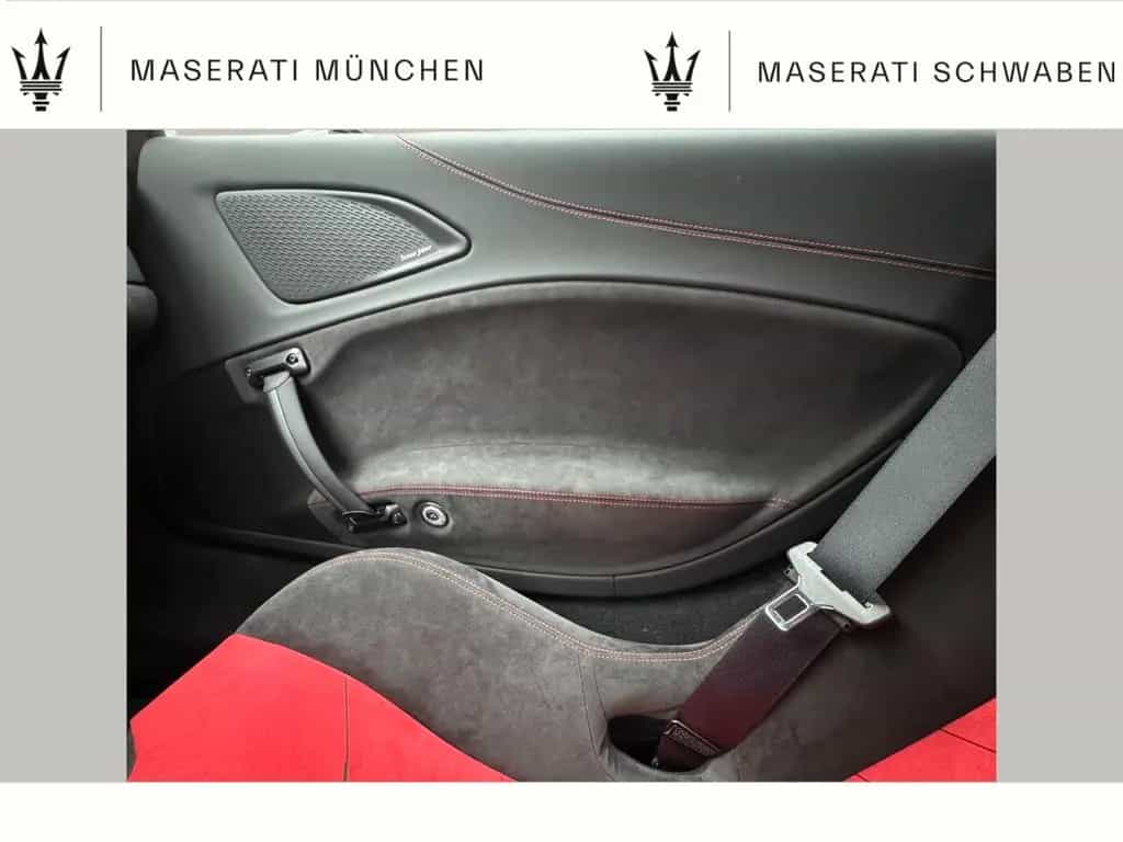 Maserati MC20 / Carbon Interieur+ Exterieur/ Hebe-Lift! 07/2025-photo-14