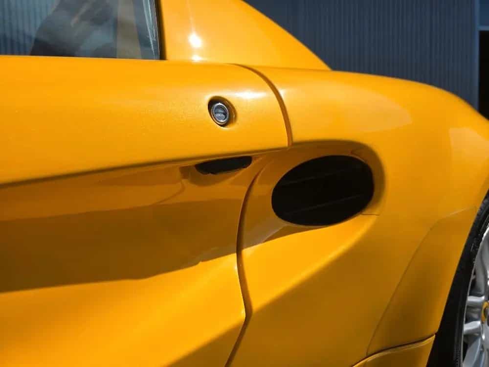 Lotus Elise 111 Serie I aus 1. Hand (LHD, top dokumentiert) 04/2000-photo-11