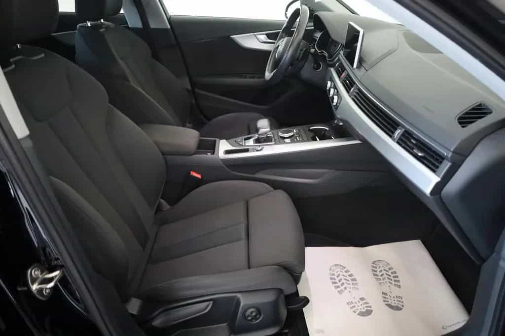 Audi A4 Lim. sport,S line,Navi,LED,SH,8fach bereift 03/2016-photo-4
