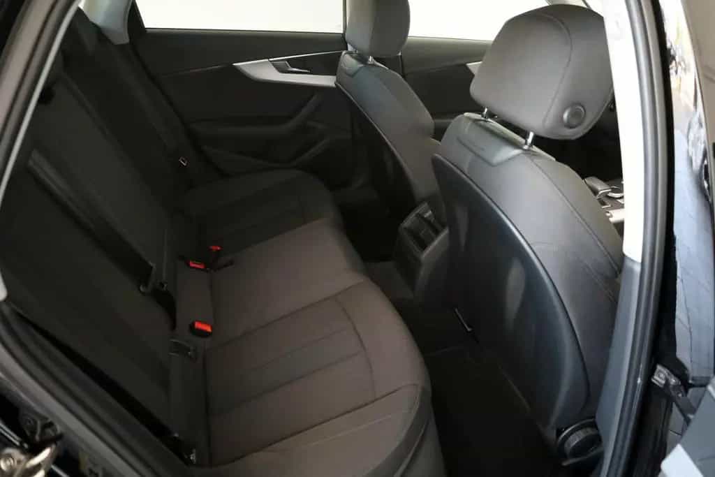 Audi A4 Lim. sport,S line,Navi,LED,SH,8fach bereift 03/2016-photo-5