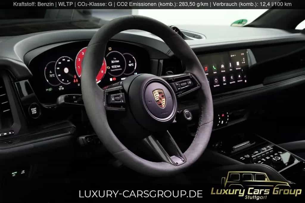 Porsche Cayenne Coupe GTS Turbo GT Pack-Burm-HUD-Carbon 04/2025-photo-25