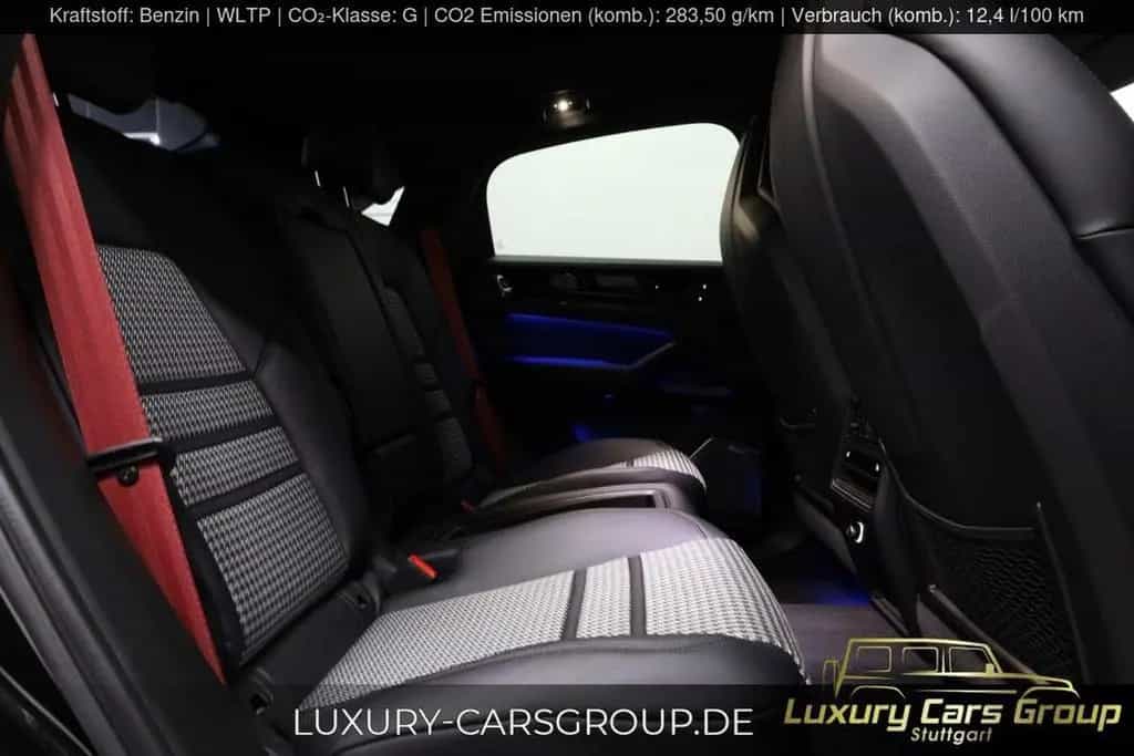 Porsche Cayenne Coupe GTS Turbo GT Pack-Burm-HUD-Carbon 04/2025-photo-31