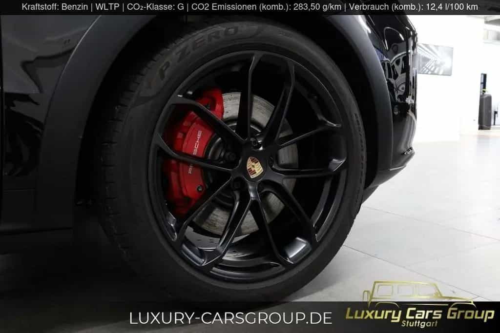Porsche Cayenne Coupe GTS Turbo GT Pack-Burm-HUD-Carbon 04/2025-photo-8