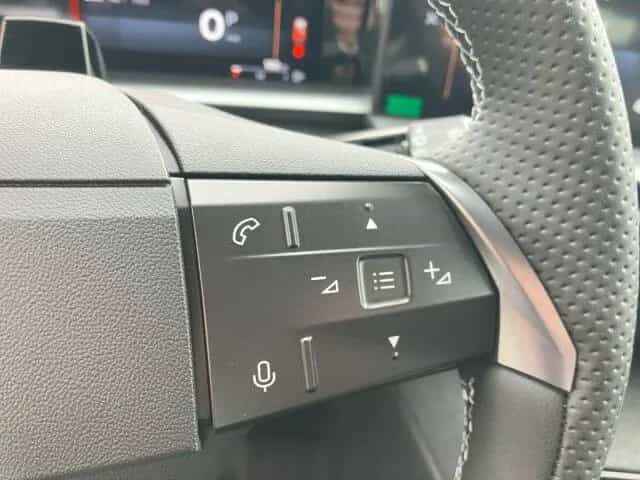 Opel Grandland 1.2 MHEV GS +360°Kamera+Matrix+ACC+ null-photo-11