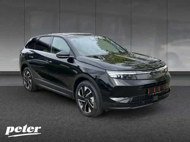 Opel Grandland 1.2 MHEV GS +360°Kamera+Matrix+ACC+ null-photo-3