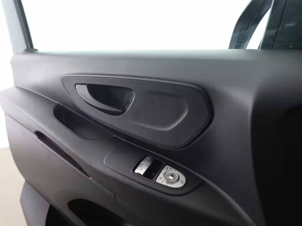 Mercedes-Benz Vito 114 CDI Kombi Tourer Lang Kamera Klima 06/2021-photo-13